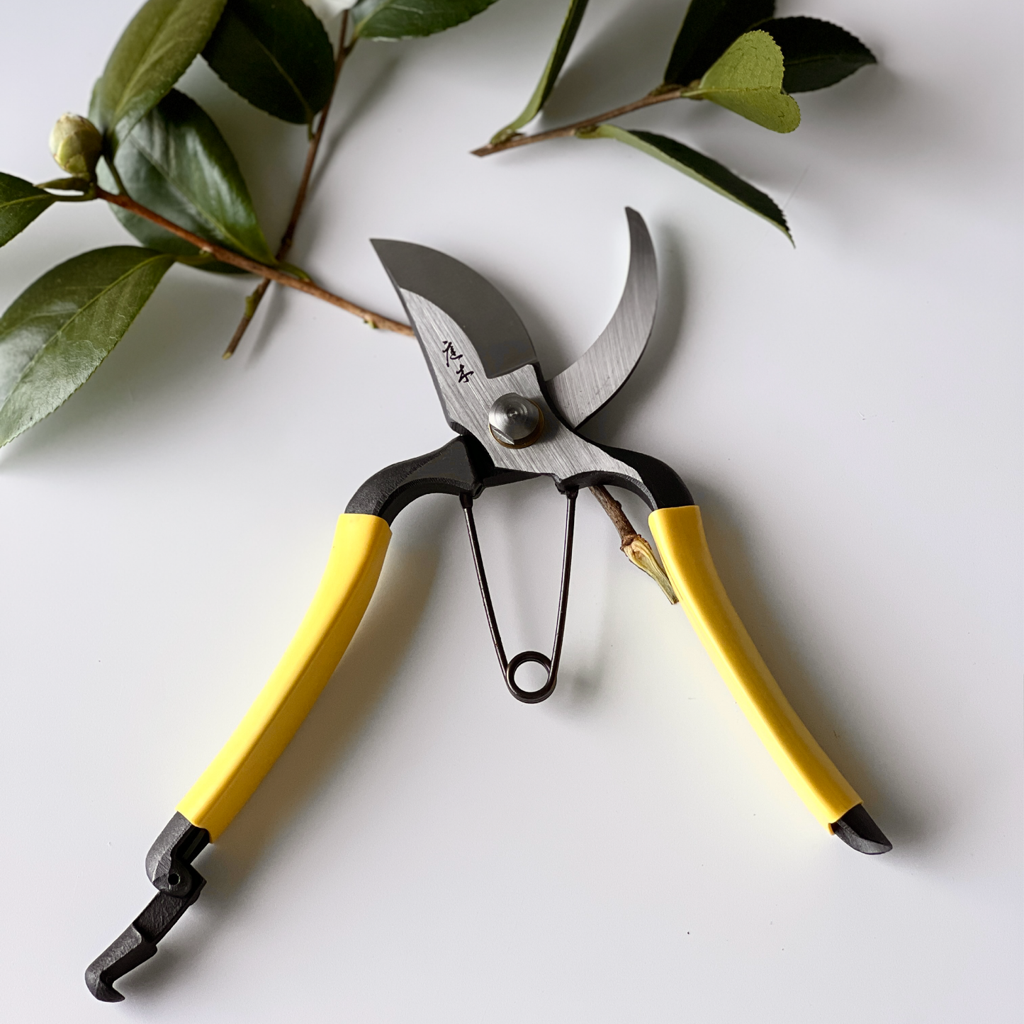 Niwaki Higurashi GR Secateurs Japanese Pruners