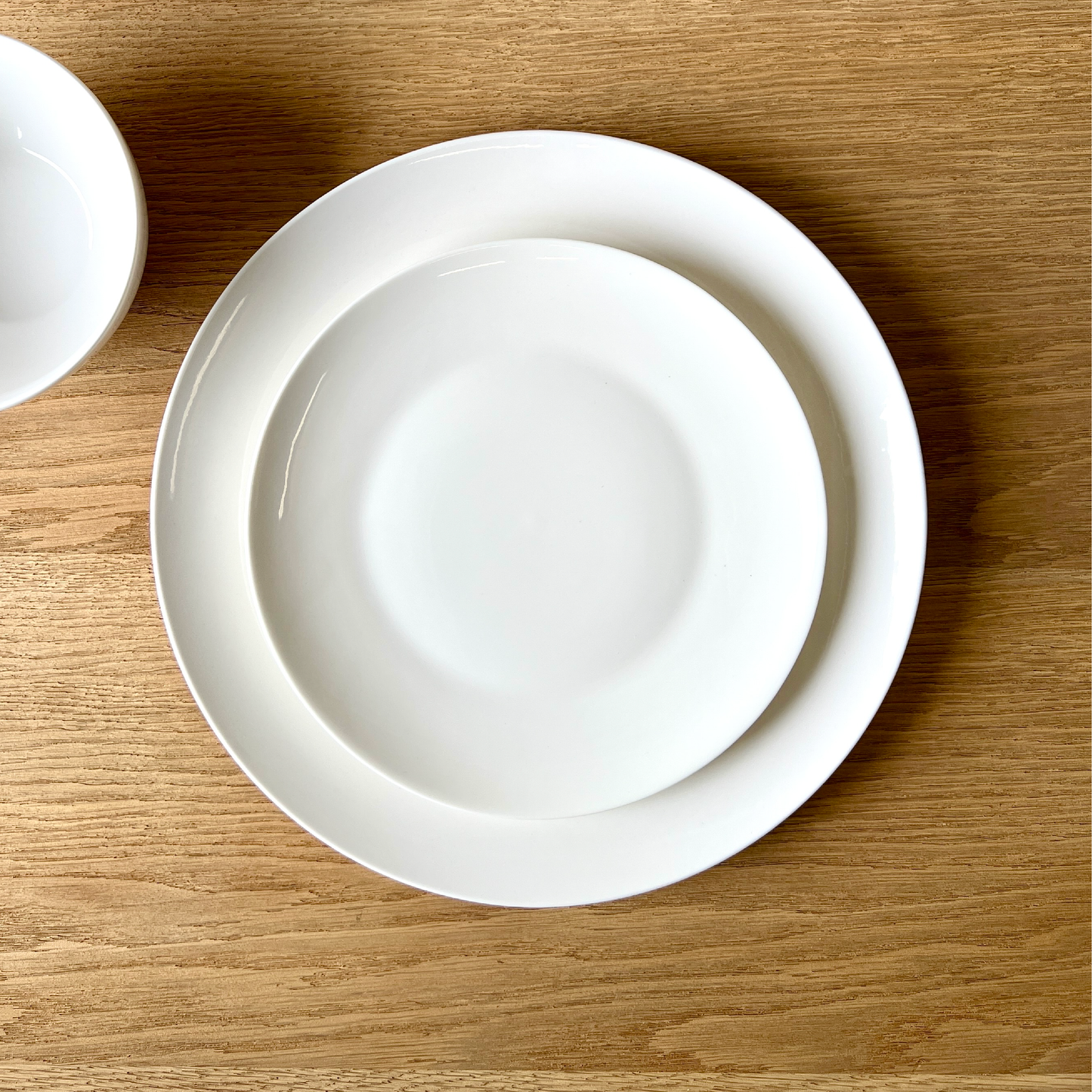 Set of Classique Dinner Plates