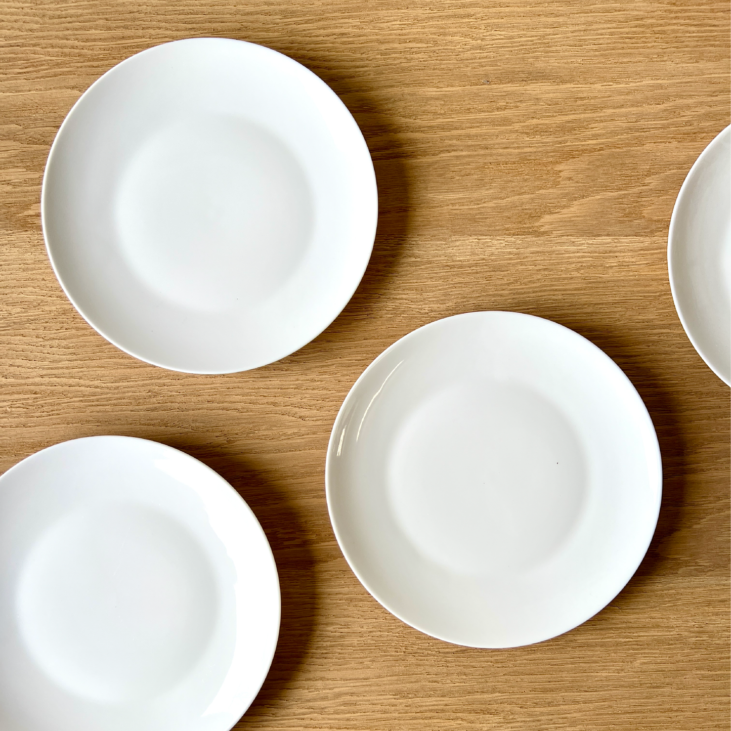 Set of Classique Dinner Plates