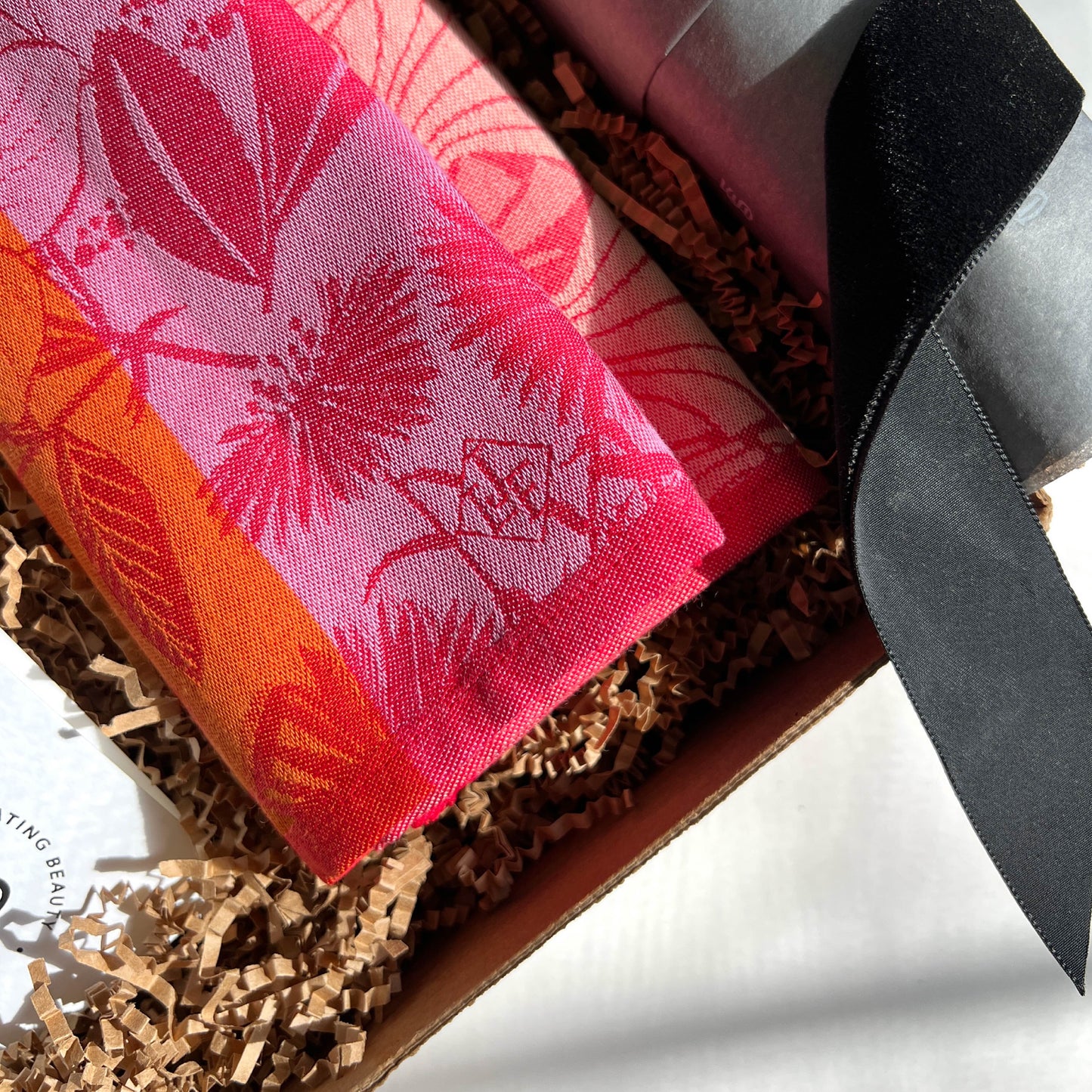 'Ripe To Gift' Candle & Tea Towel Gift Set