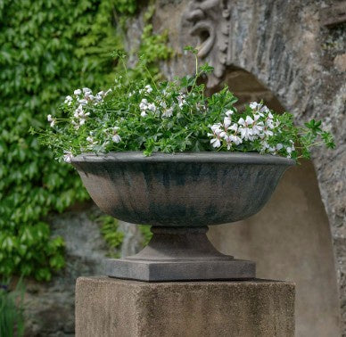Apsley Urn