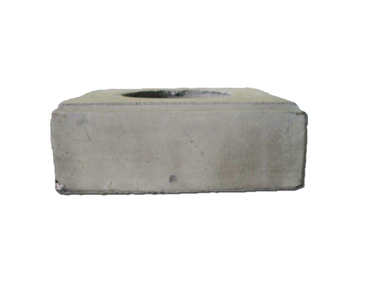 Estate Plinth