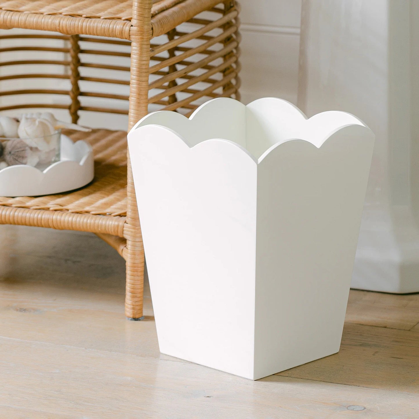 AS - IS Scalloped Bin