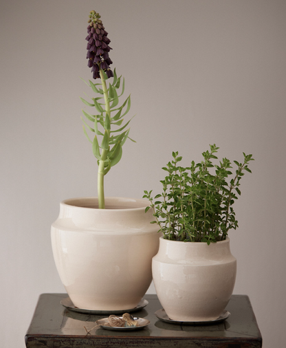 Vita Flower Pot