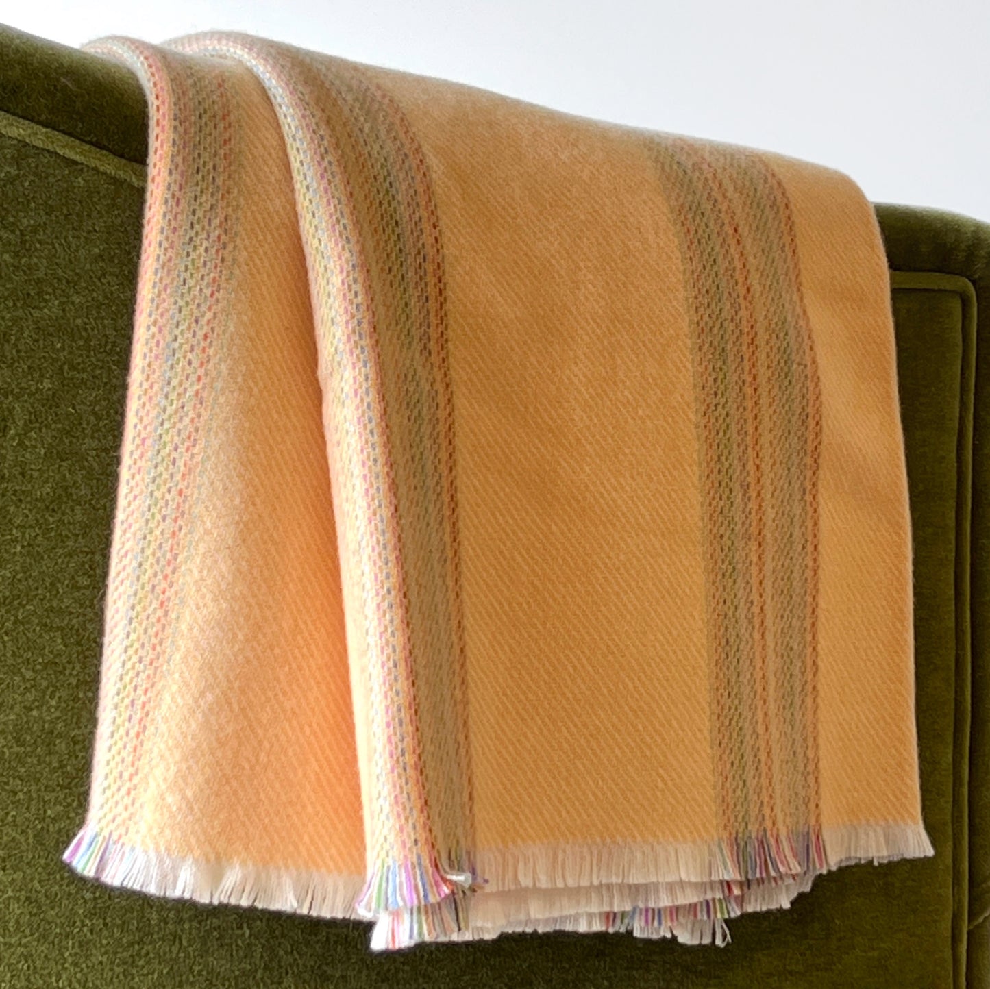 Agnello Lambswool Throw