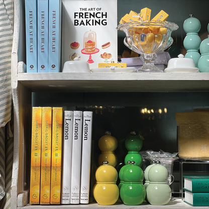 Lacquer Chubby Salt or Pepper Mills