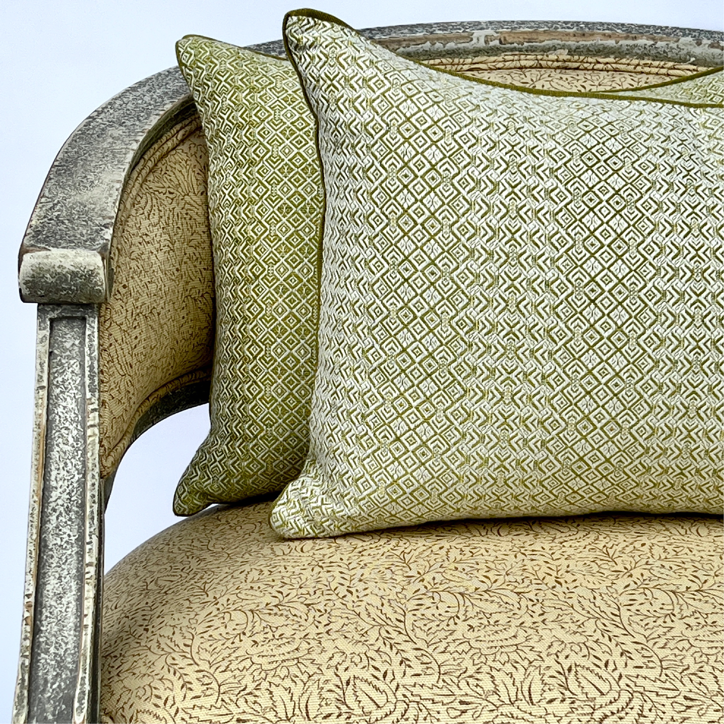 Contorta Italian Jacquard Pillows