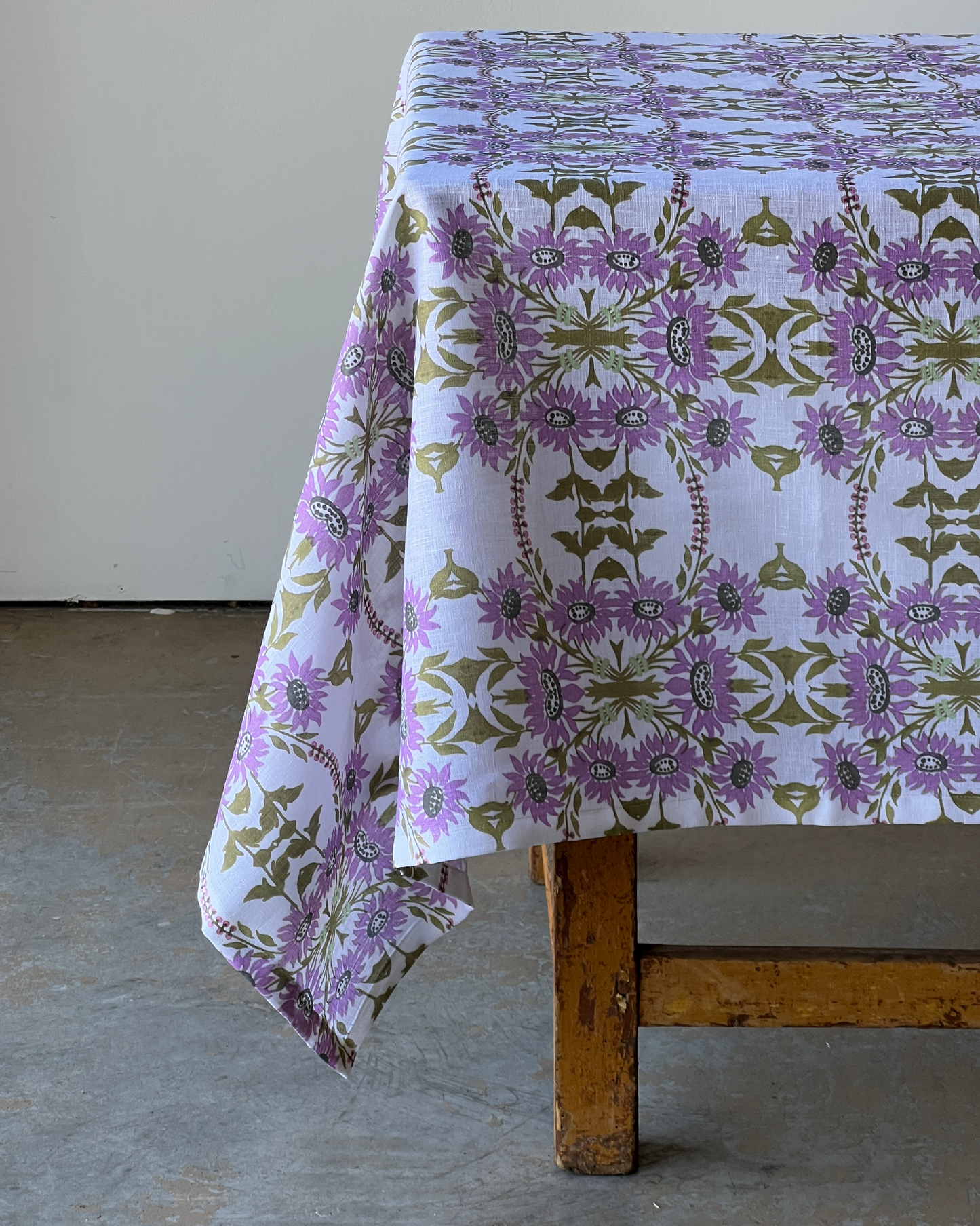 Lilac Blossom Flower Table Linen Collection