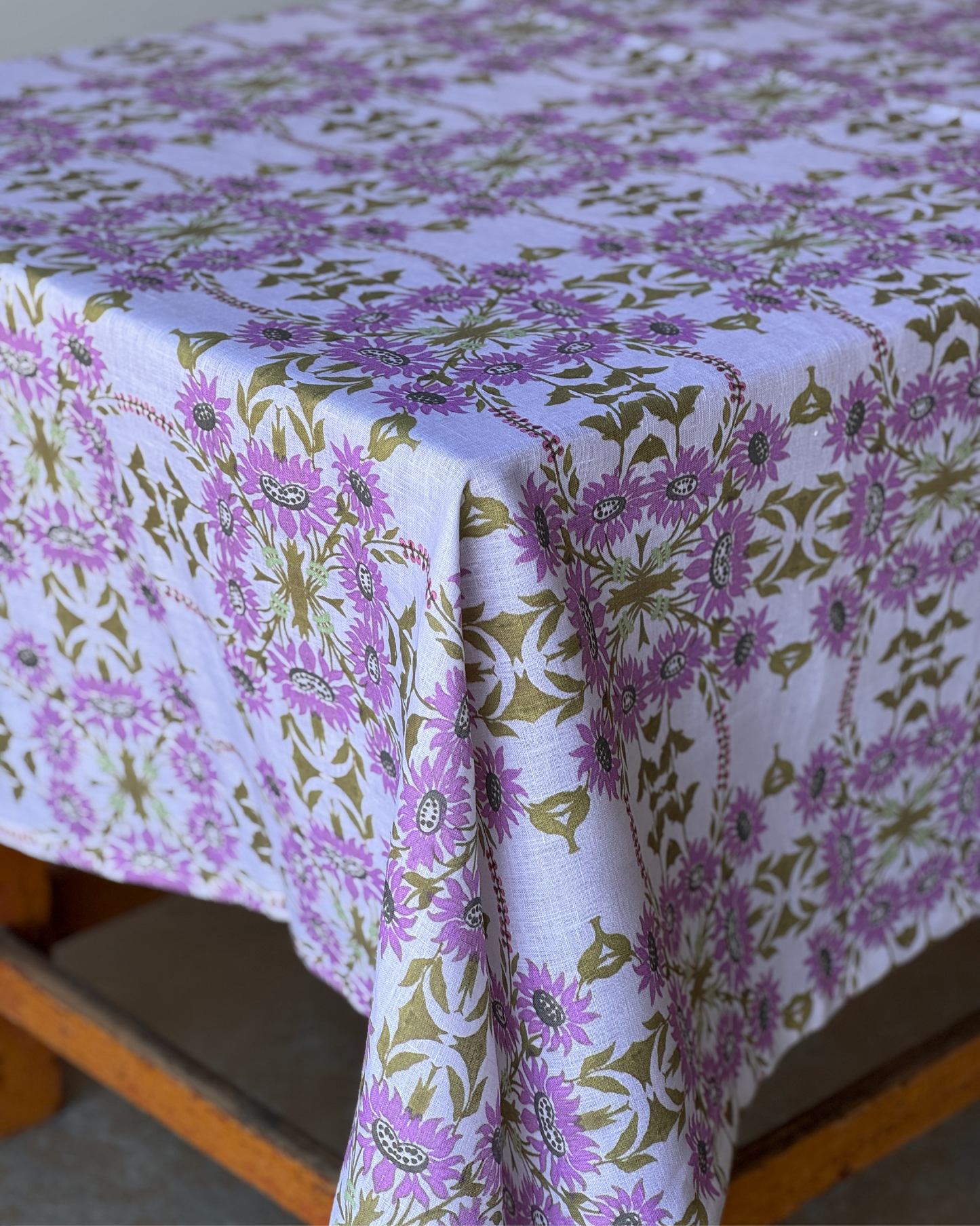 Lilac Blossom Flower Table Linen Collection
