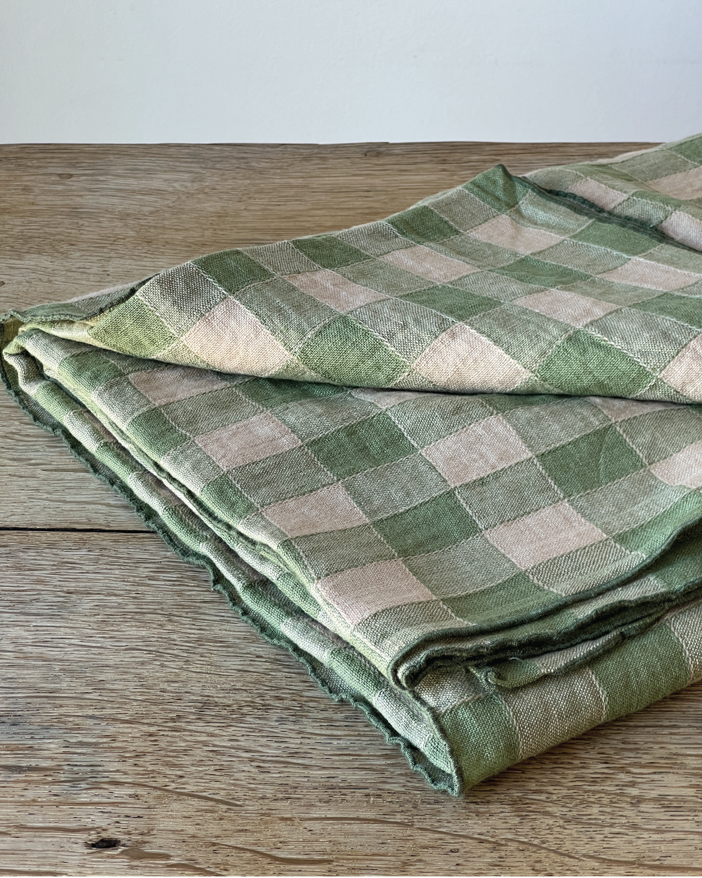Maison de Vacances Bourdon Vintage Vichy Linen Tablecloths