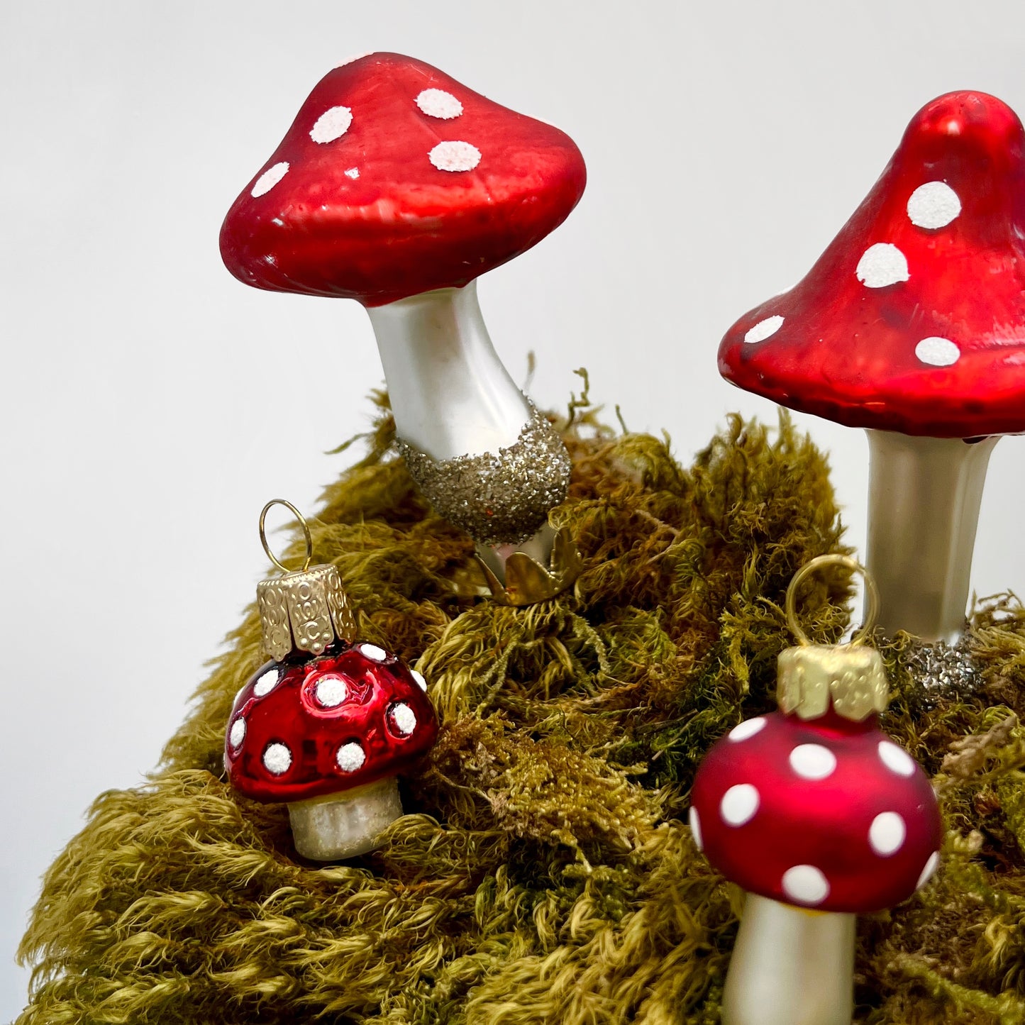 Polka Dot Mushroom Ornament Set