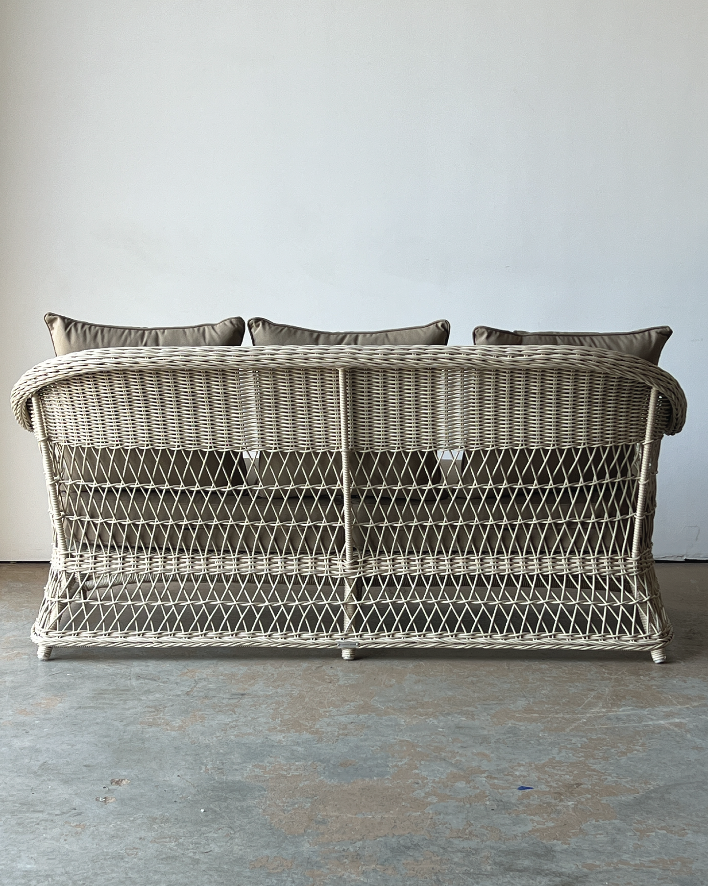 Signature Wedgwood 2.5 Seater