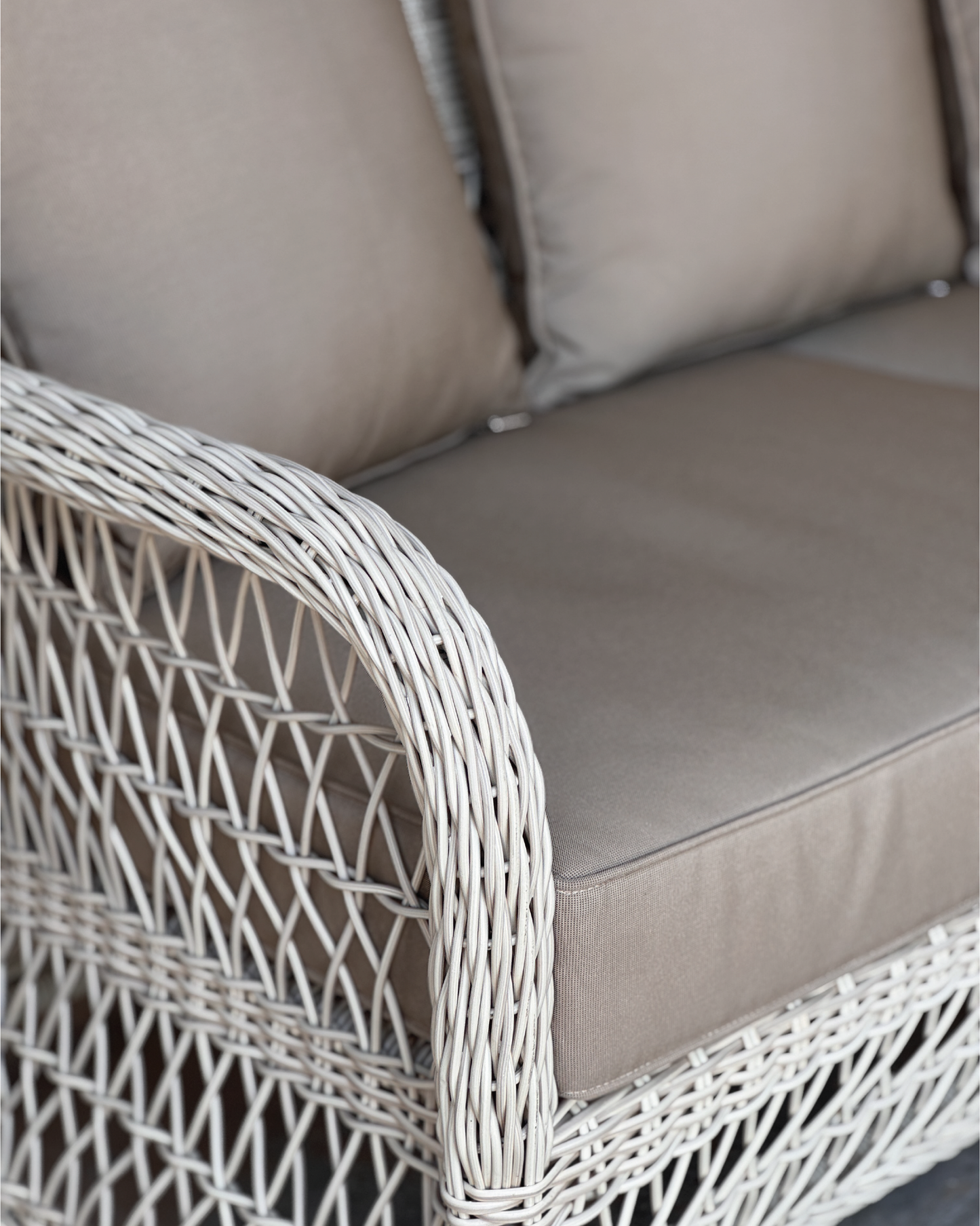 Signature Wedgwood 2.5 Seater