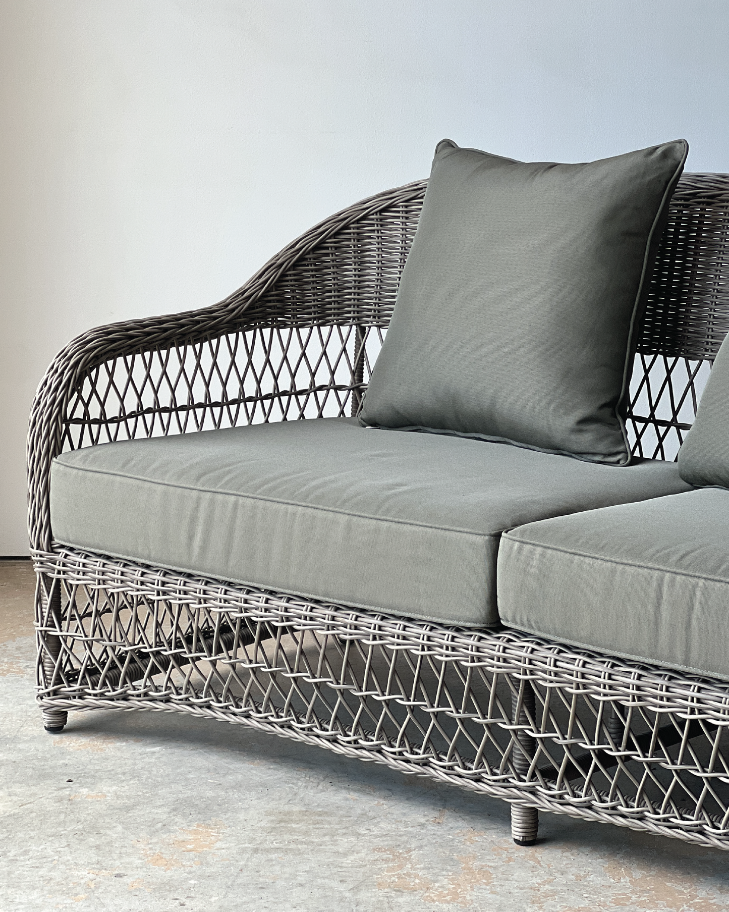 Signature Wedgwood 2.5 Seater