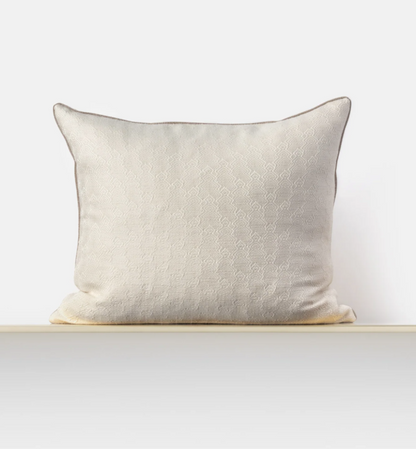 F82 Cushion