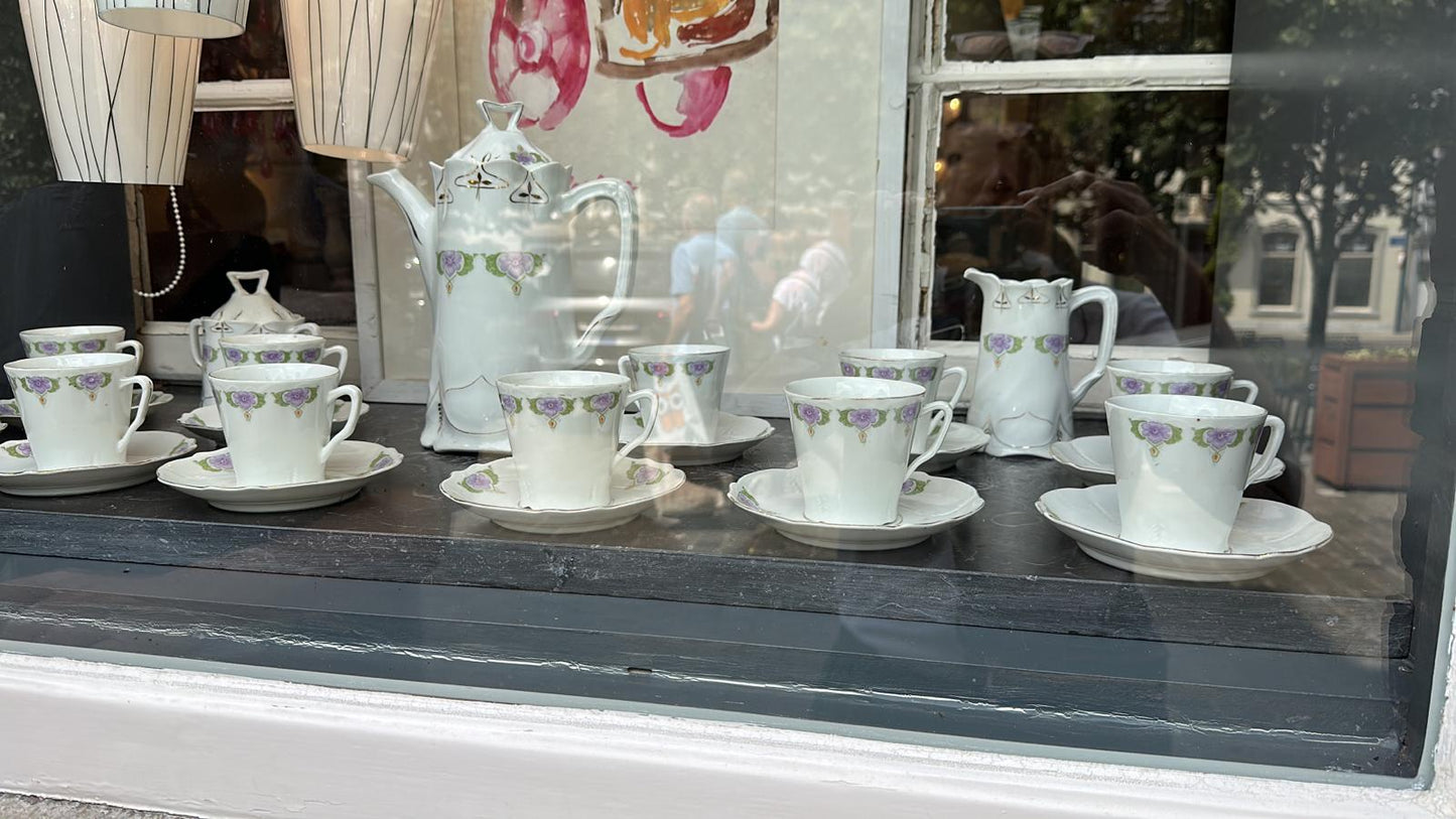 Vintage Art Noveau Tea Set