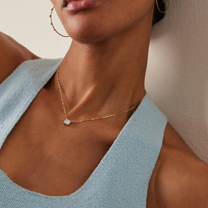 Ray Tracer Diamond Necklace