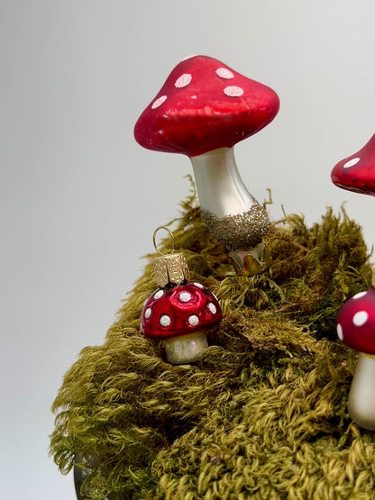 Polka Dot Mushroom Ornament Set